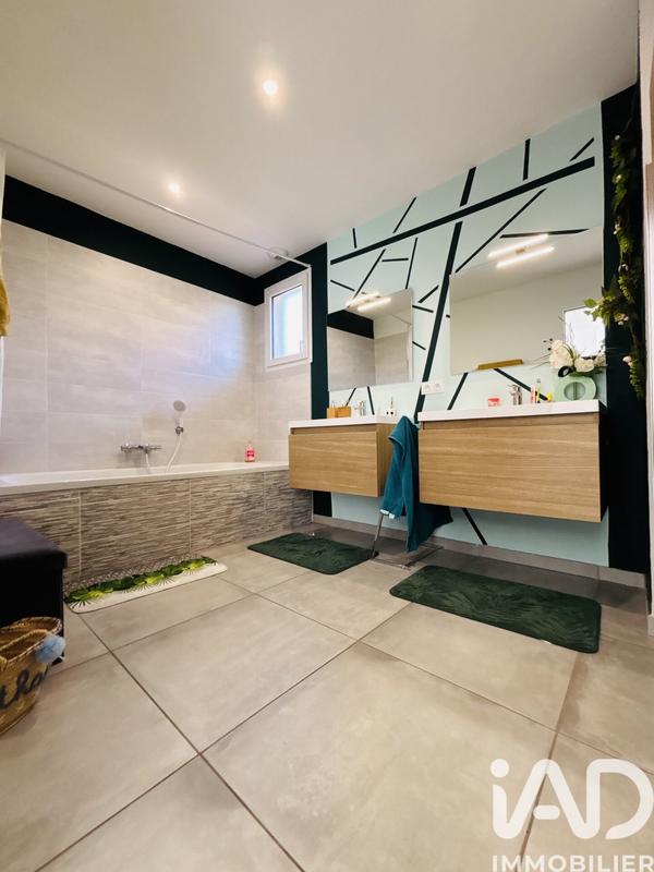 Maison - 135 m² - 5 pièces