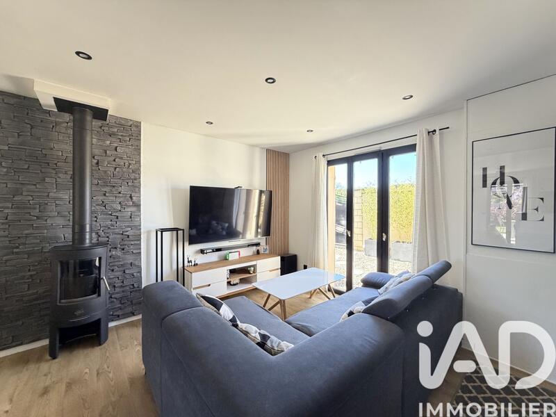 Maison - 80 m² - 4 pièces