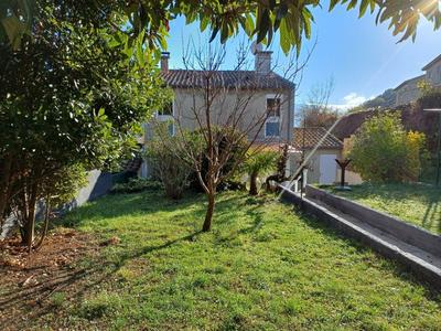 Maison - 115 m² - 7 pièces