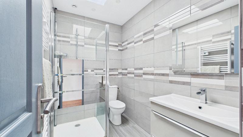 Maison - 210 m² - 7 pièces