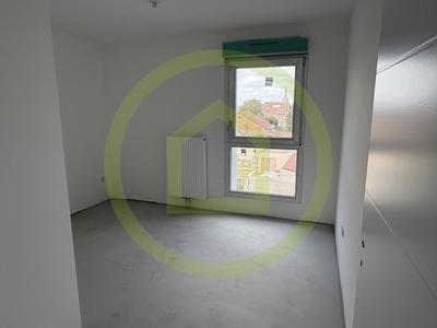 Appartement - 90 m² - 4 pièces