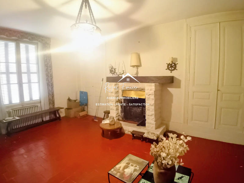 Maison - 194 m² - 8 pièces