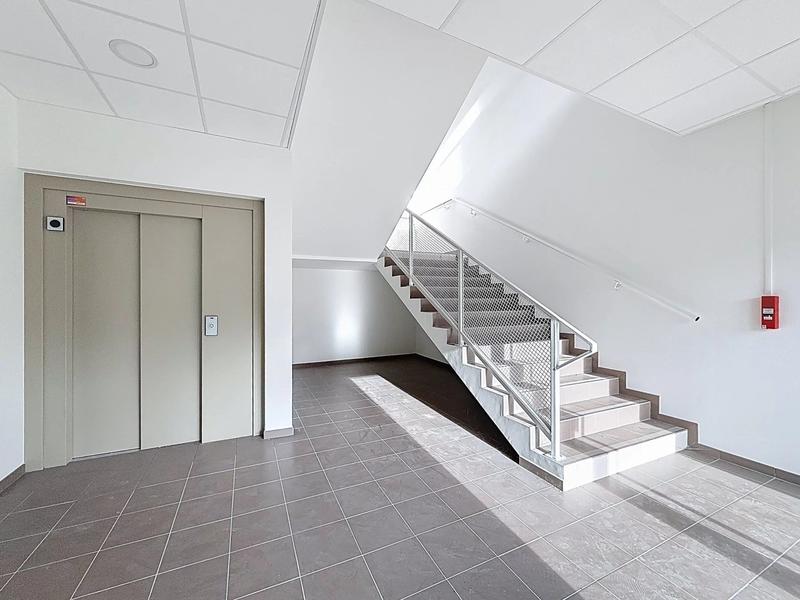 Bureau - 310 m² - 1 pièce