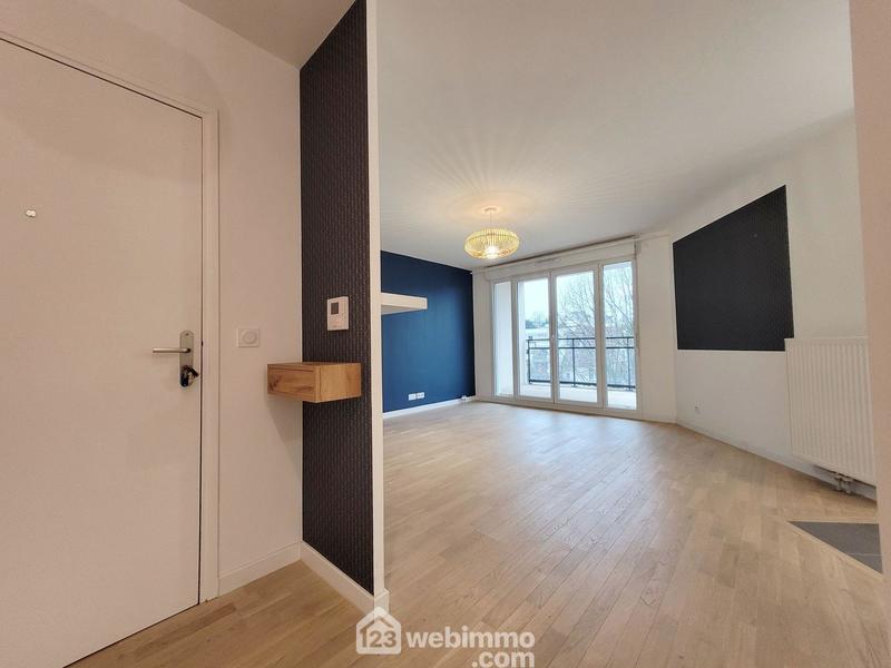Appartement - 82 m² - 4 pièces
