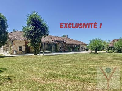 Ferme - 232 m² - 8 pièces