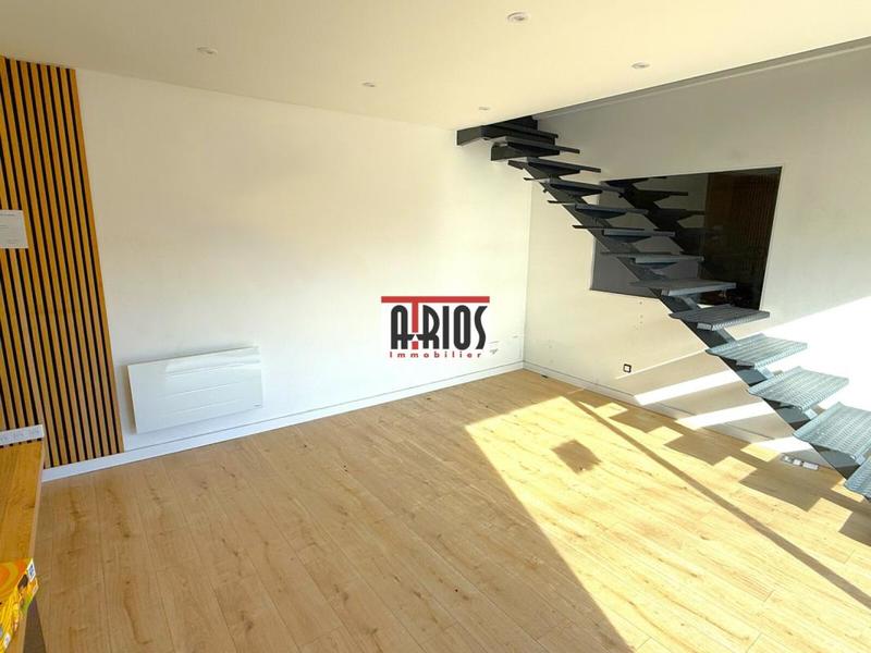 Local d'activité / Entrepôt - 285 m²