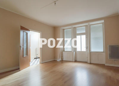 Maison - 123 m² - 7 pièces