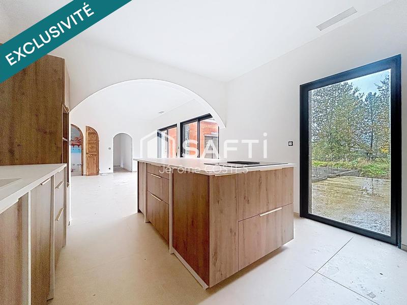 Maison - 170 m² - 6 pièces