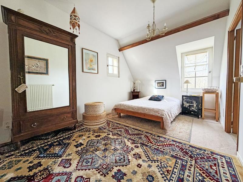 Maison - 329 m² - 2 pièces