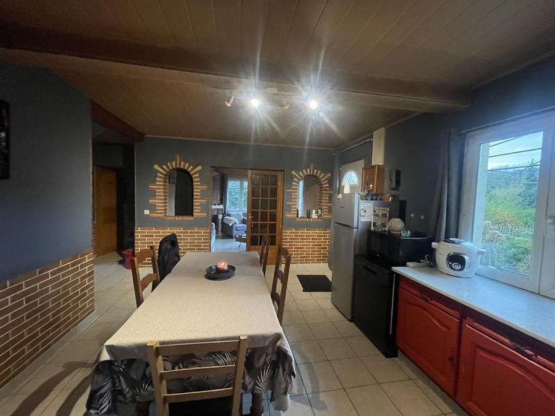 Maison - 98 m² - 5 pièces