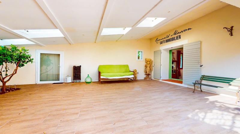 Maison - 160 m² - 6 pièces