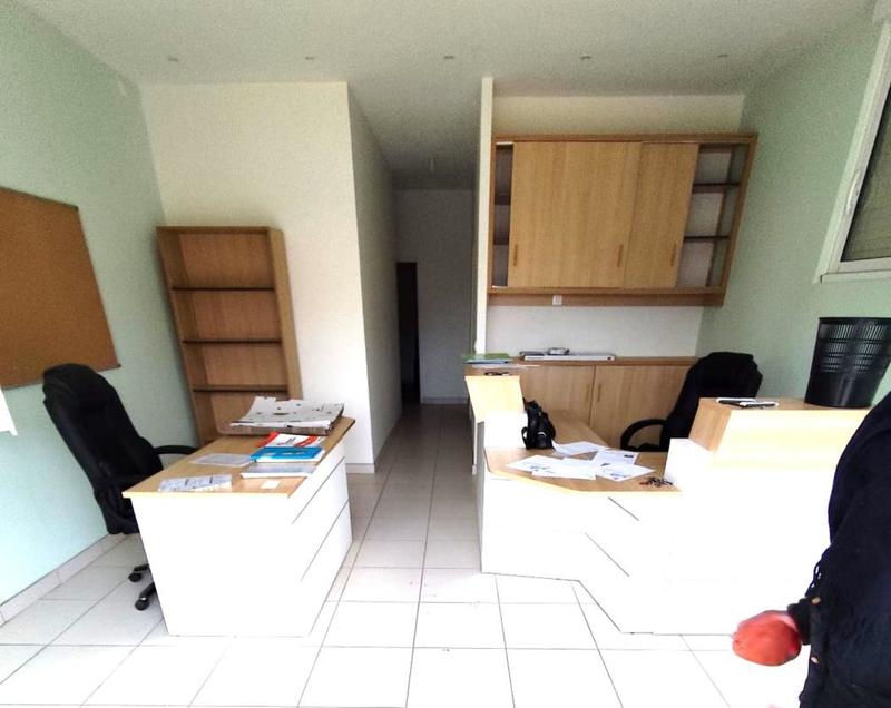 Bureau - 53 m² - 2 pièces