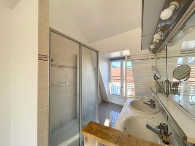 Appartement - 74 m² - 4 pièces