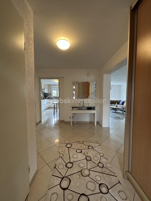 Maison - 157 m² - 8 pièces