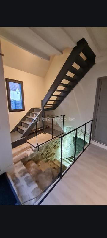 Maison traditionnelle - 85 m² - 3 pièces