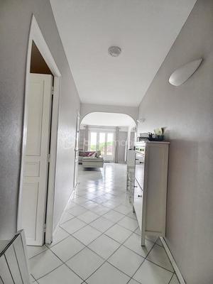 Appartement - 116 m² - 6 pièces