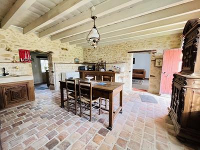 Maison ancienne - 110 m² - 3 pièces