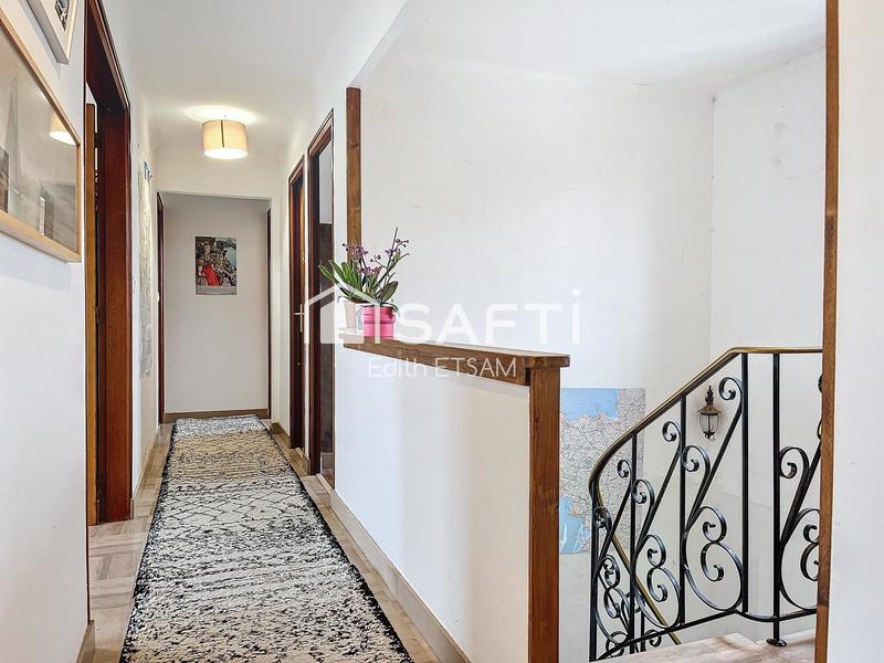 Maison - 165 m² - 5 pièces