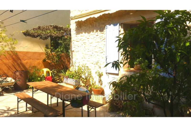 Maison - 224 m² - 8 pièces