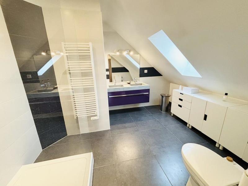 Villa - 166 m² - 5 pièces