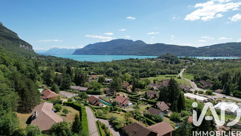 Maison - 257 m² - 9 pièces