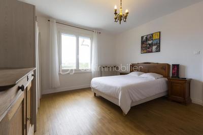 Maison - 159 m² - 6 pièces