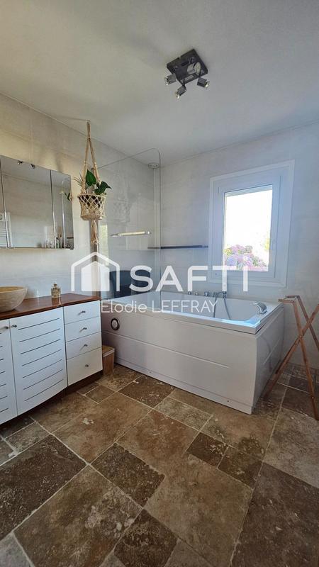 Maison - 197 m² - 6 pièces