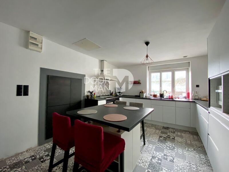 Maison - 165 m² - 5 pièces