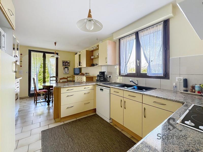 Maison - 176 m² - 6 pièces