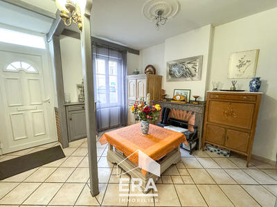 Maison - 207 m² - 8 pièces