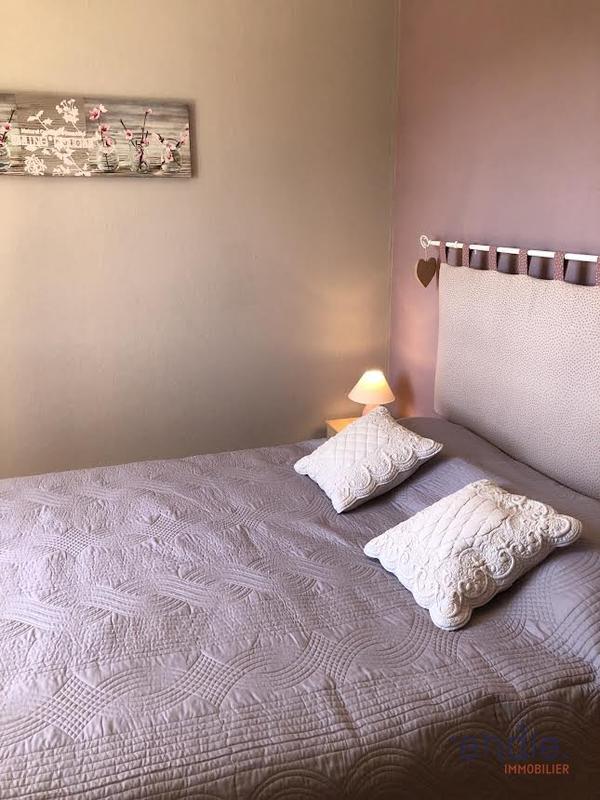 Maison - 239 m² - 10 pièces