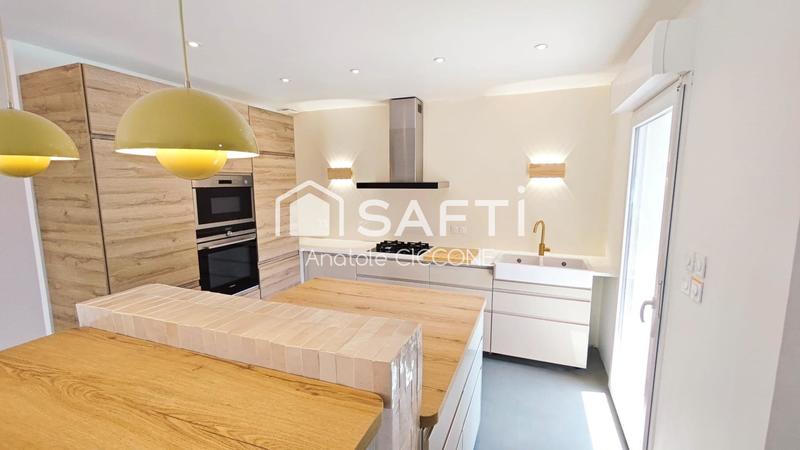 Maison - 156 m² - 7 pièces