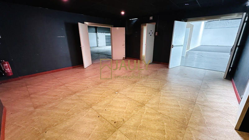 Local commercial - 800 m²