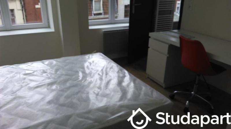 Chambre - 11 m² - 1 pièce