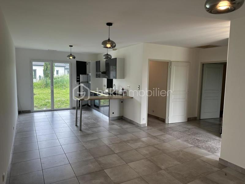 Maison - 86 m² - 4 pièces