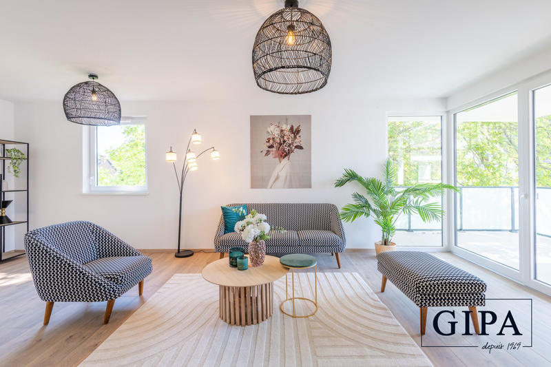 Appartement - 96 m² - 5 pièces