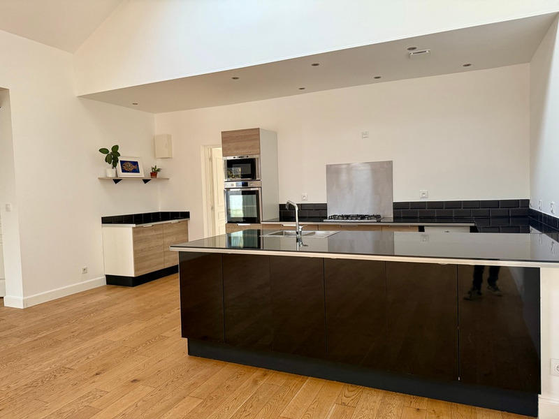 Maison - 137 m² - 5 pièces