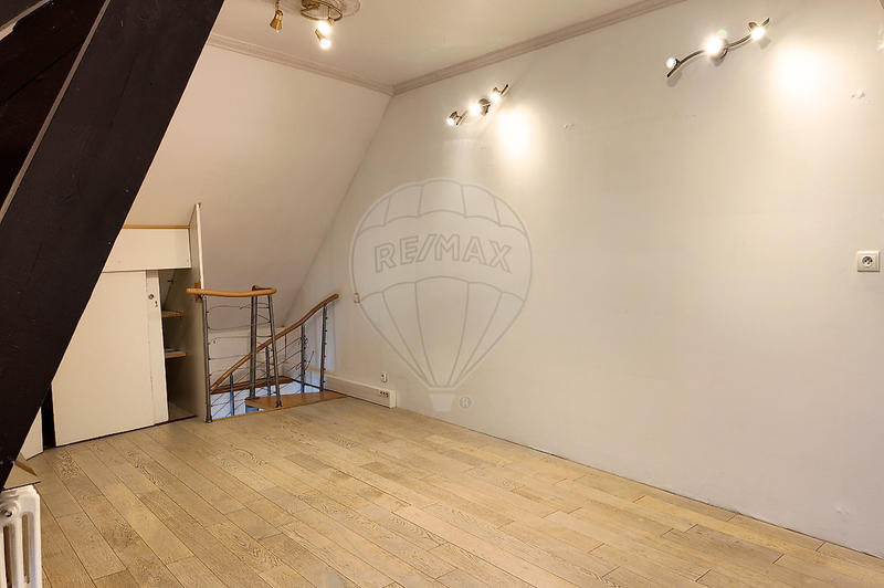 Duplex - 91 m² - 4 pièces