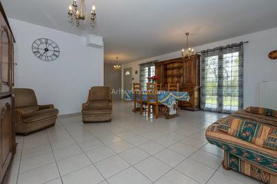 Maison - 108 m² - 4 pièces