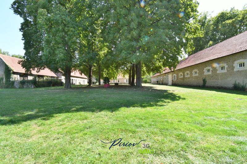 Local commercial - 563 m²