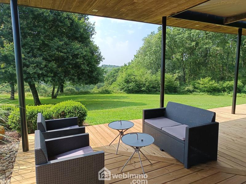 Maison - 180 m² - 7 pièces