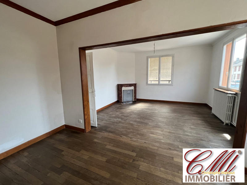 Maison - 180 m² - 7 pièces