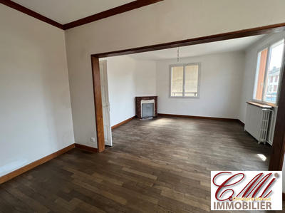 Maison - 180 m² - 7 pièces