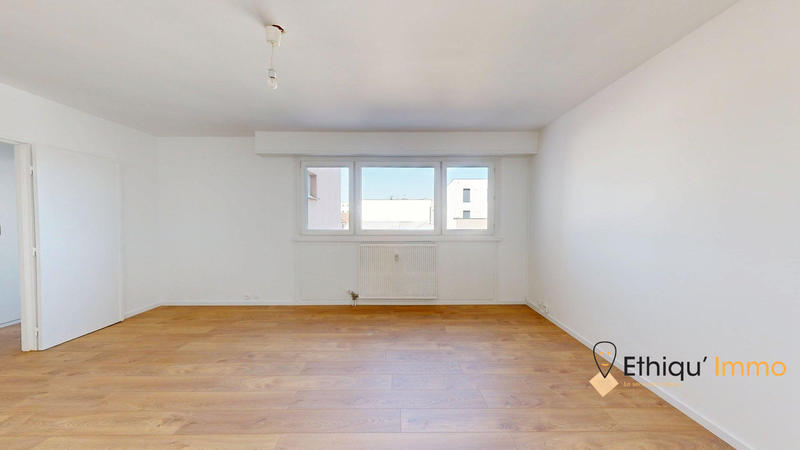 Appartement - 83 m² - 3 pièces