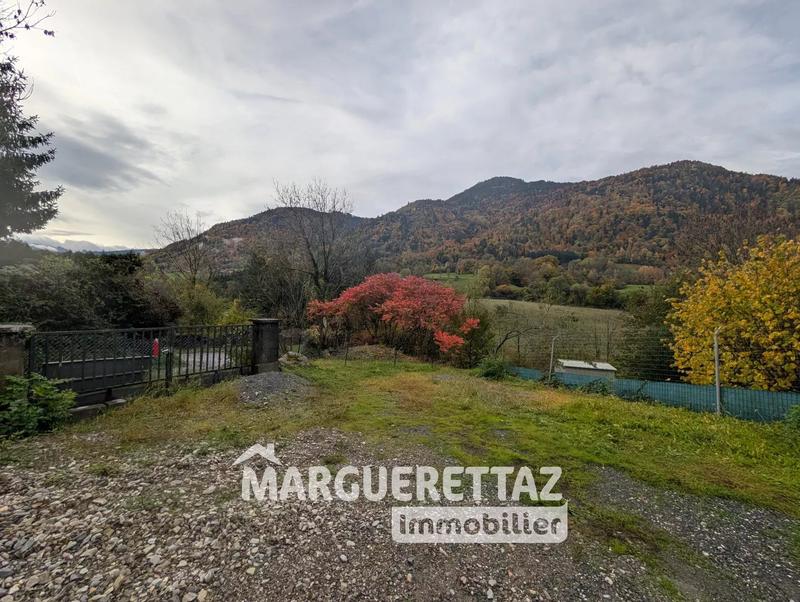 Maison - 200 m² - 4 pièces