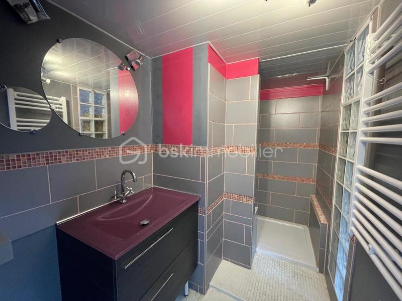 Maison - 168 m² - 8 pièces