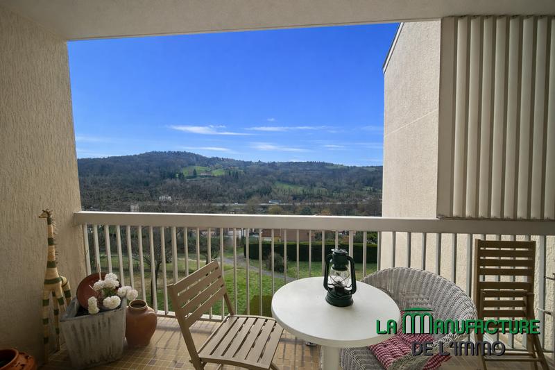 Appartement - 82 m² - 4 pièces