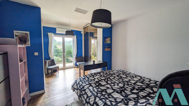 Maison - 178 m² - 6 pièces