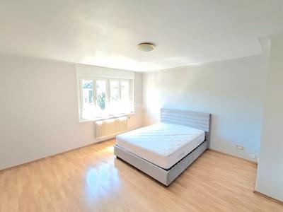 Appartement - 83 m² - 3 pièces