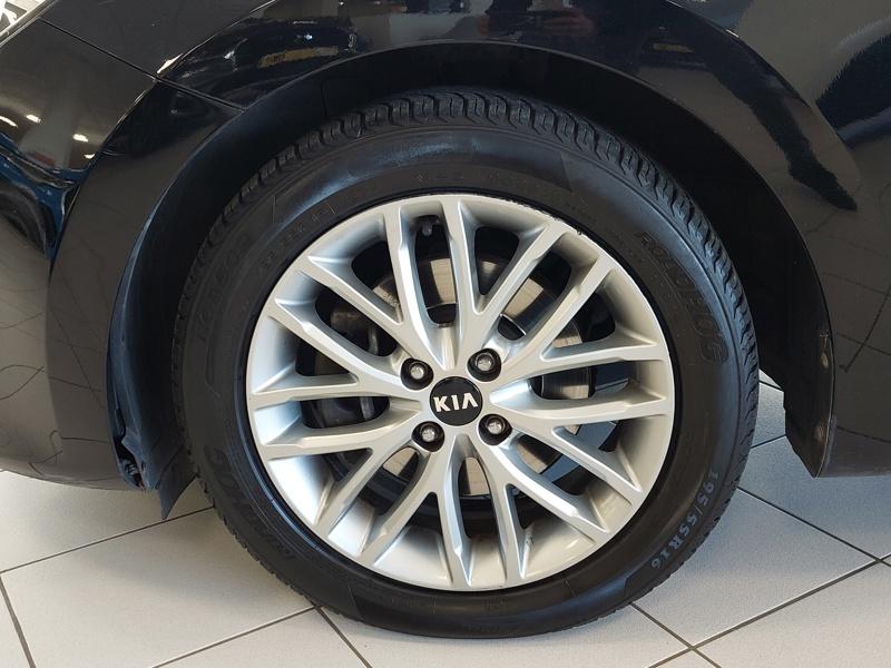 Kia Rio 1.4 CRDi 90 Premium Gps Carplay Caméra Sièges cuir